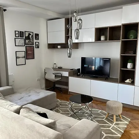 Sanja, Old Town Belgrade