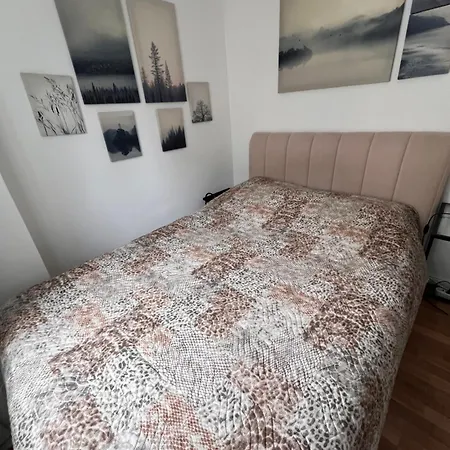 Sanja, Old Town Appartement